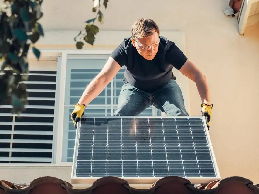 Taking Full Advantage: Demystifying Tax Credits for Solar Panel Investments