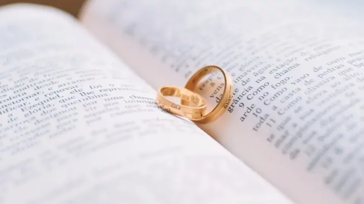 Married Filing Jointly vs Separately: Which One Benefits You Most?